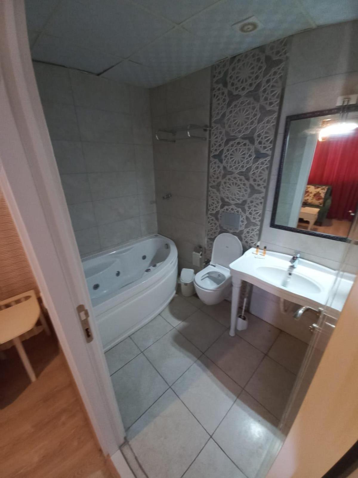 Siesta Apart Otel İzmir Buitenkant foto